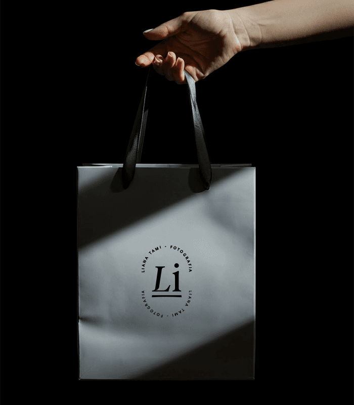 estúdio de designer especializado em identidades visuais